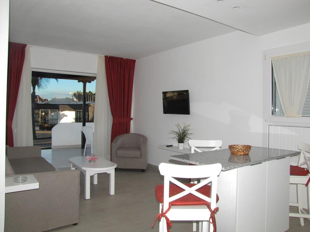 Bungalows Playa Limones Playa Blanca  Extérieur photo