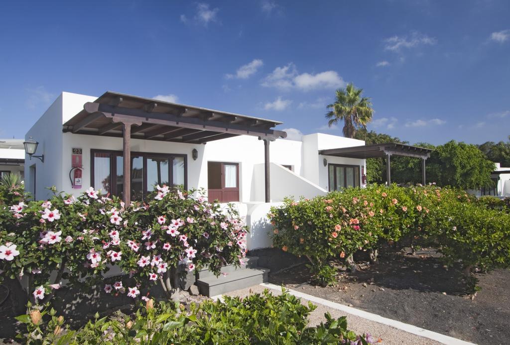 Bungalows Playa Limones Playa Blanca  Extérieur photo